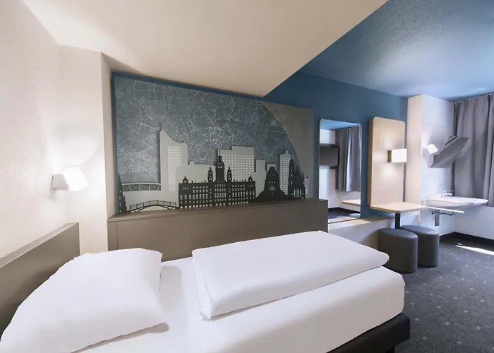 Leipzig-schoenefeld Hotel 3*