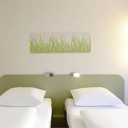 Hotell Leipzig-schoenefeld 2*