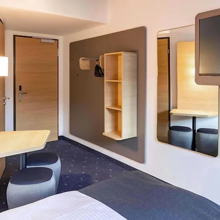 Leipzig-schoenefeld Hotel 3*