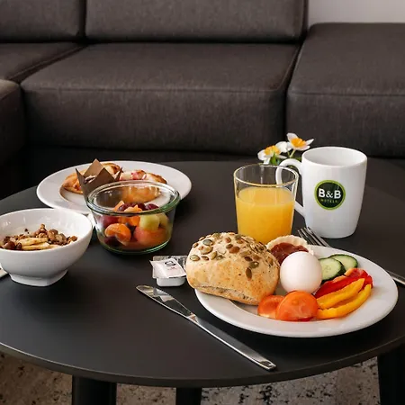 Leipzig-schoenefeld Hotell 3*