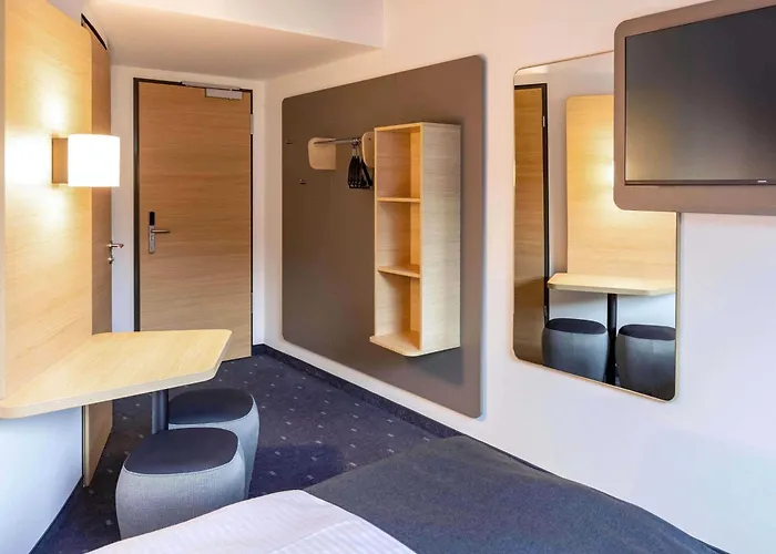 Leipzig-schoenefeld Hotel 3*